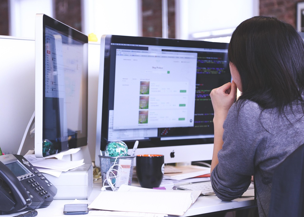erfahren sie, wie eine präzise kostenschätzung für projekte ihrem unternehmen hilft, effizient zu planen, ressourcen optimal einzusetzen und budgetüberschreitungen zu vermeiden. fachwissen und praxisnahe tipps für erfolgreiche projektkalkulation.