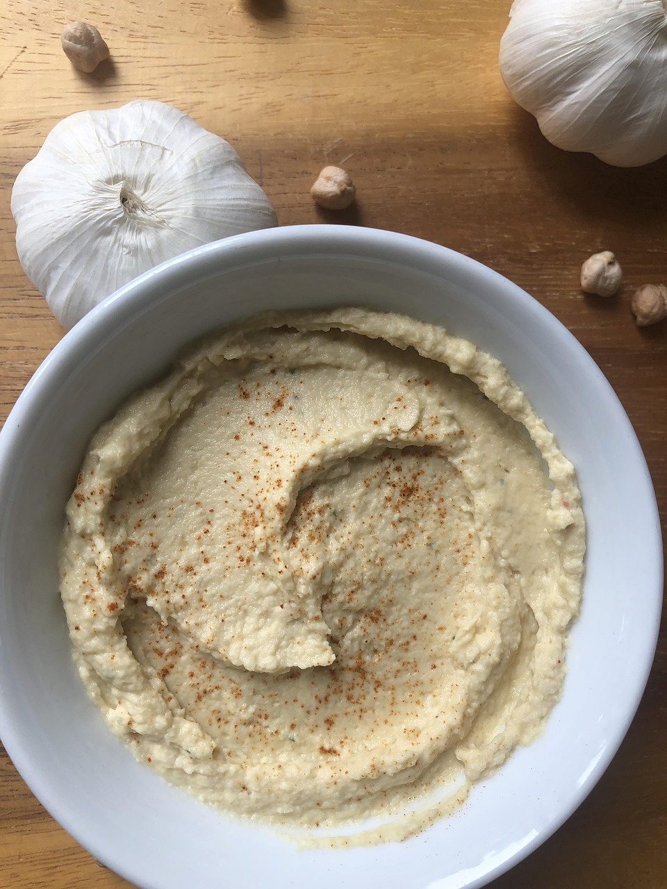 entdecken sie alles über hummus! erfahren sie wissenswertes zur herkunft, traditionellen zutaten, verschiedenen zubereitungsarten sowie tipps zur aufbewahrung und serviervorschläge für dieses gesunde kichererbsenpüree.